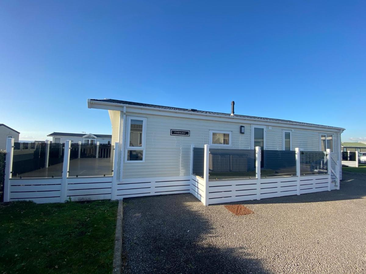 Sea View Beach Lodge Trecco Bay 3 Bedroom Порткоул Екстериор снимка